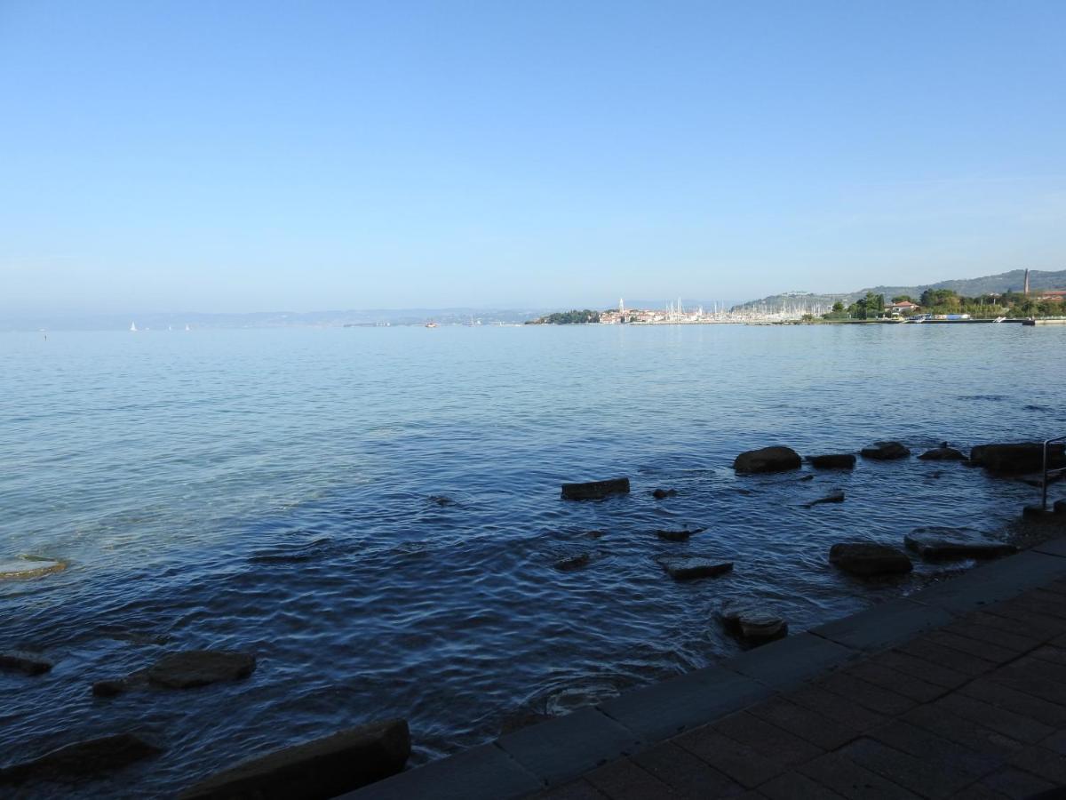 Apartma Harmony Izola Esterno foto